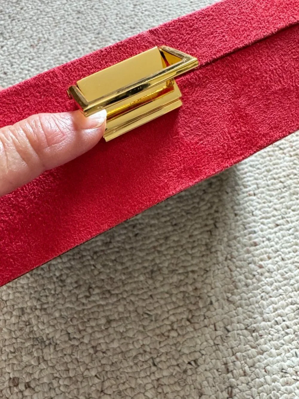 Red Suedelike Covered Jewlry Box 10